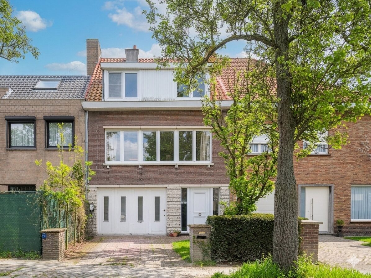 Charmante bel-étagewoning met tuin op gegeerde locatie, foto 1